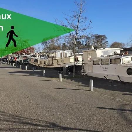 Le Mydol Sejour Atypique Et Unique Sur Un Bateau Botel *